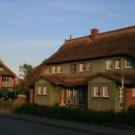 Nr 10 Og Spitzboden Apartamento *