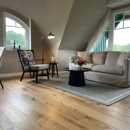 Nr 10 Og Spitzboden