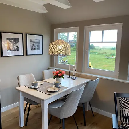Apartamento Nr 10 Og Spitzboden Born
